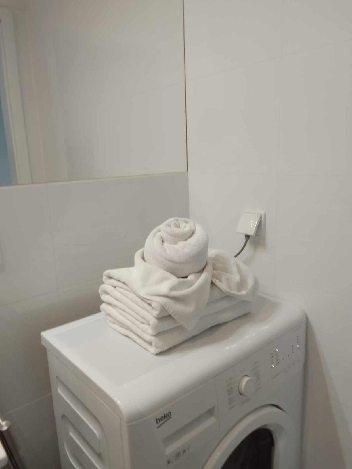 Apartment 4 Seasons- Basen Wewnetrzny,jacuzzi,sauna,silownia I Kulkoland W Cenie!!! *